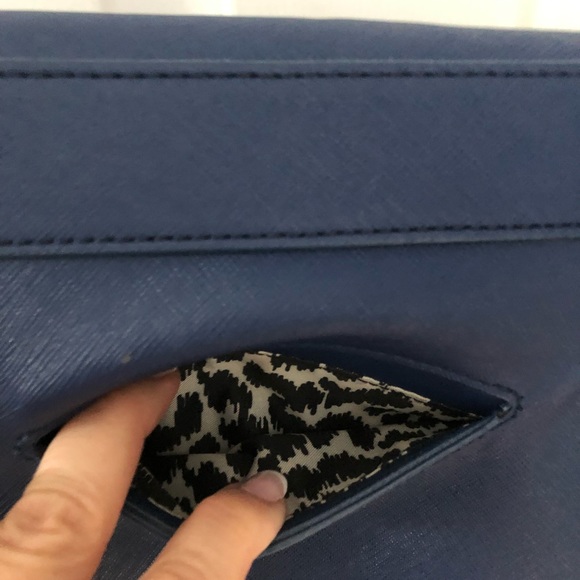 Vera Bradley cross body bag - Picture 5 of 8